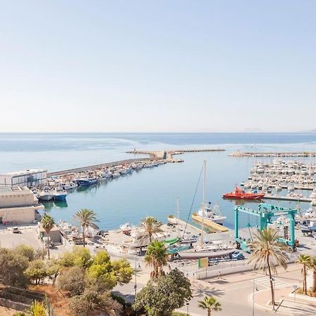 Faro Puerto Estepona Eksteriør billede
